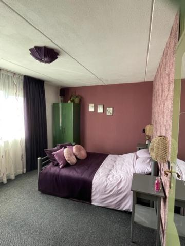 Bed And Breakfast Devijfbees Barendrecht Esterno foto