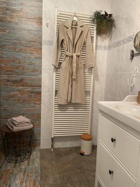 Bed And Breakfast Devijfbees Barendrecht Esterno foto